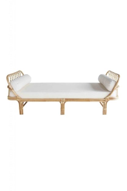 Teramo Rattan Daybed - Rattan daybed with mattress and 2 cushion